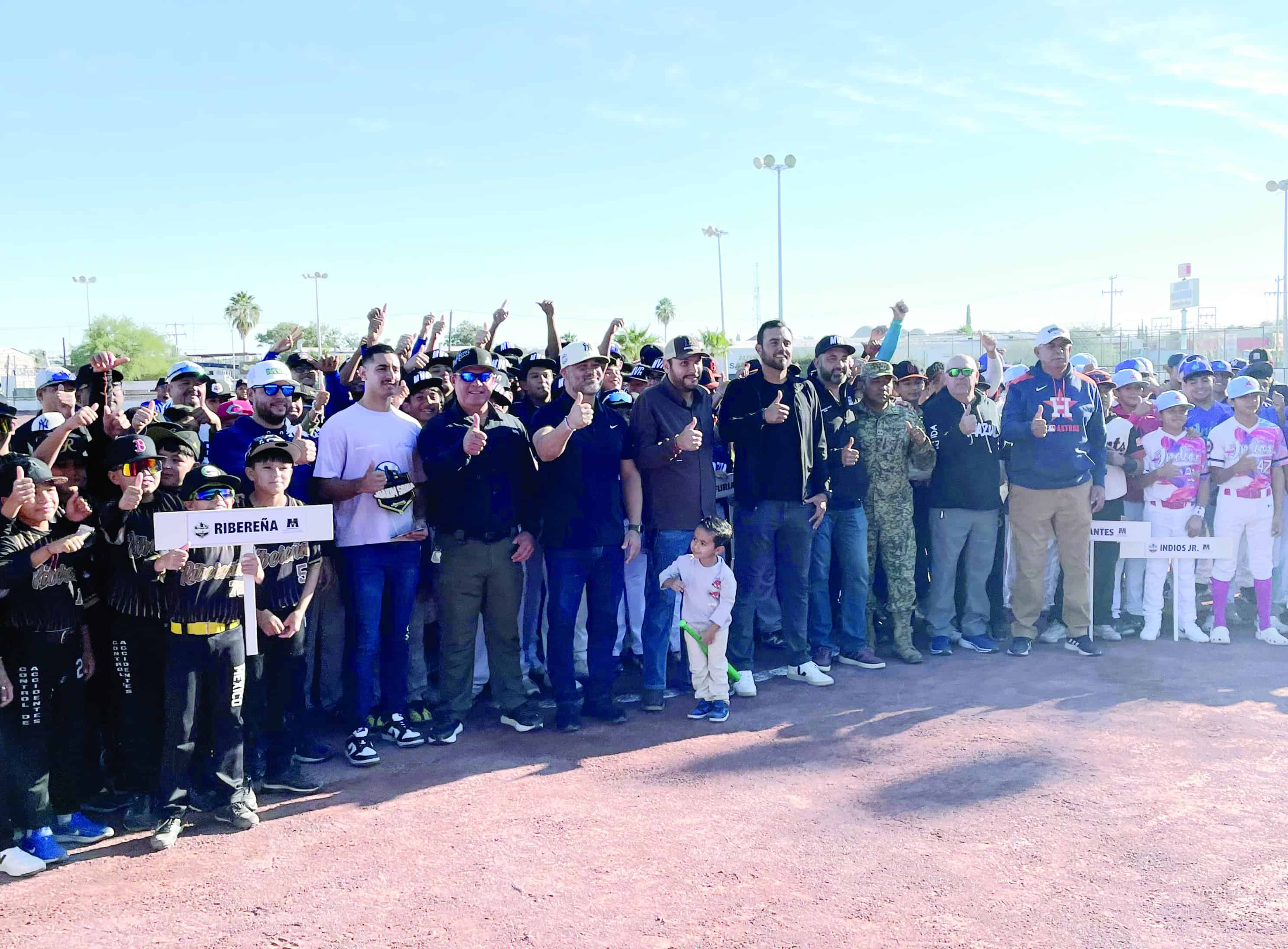 Joakim Soria encabeza la inauguración del torneo de béisbol en Monclova