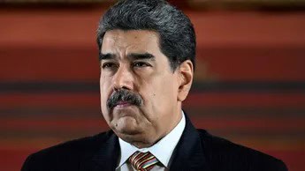 Maduro evalúa su exilio en Rusia tras diálogos con Trump