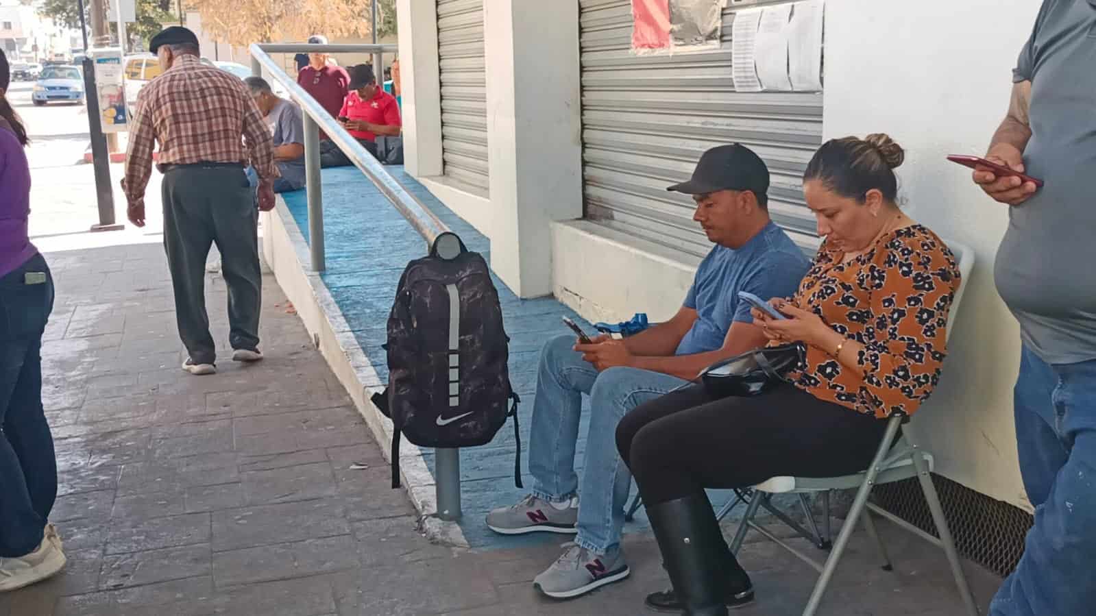 Trabajadores del Nacional Monte de Piedad exigen negociación tras ratificación de huelga