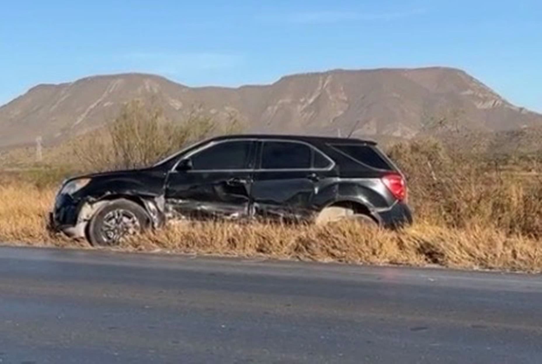 Accidente en carretera Los Pinos: tres vehículos chocan sin lesionados