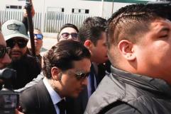Christian Nodal se presenta en Reclusorio Oriente para evitar orden de aprehensión