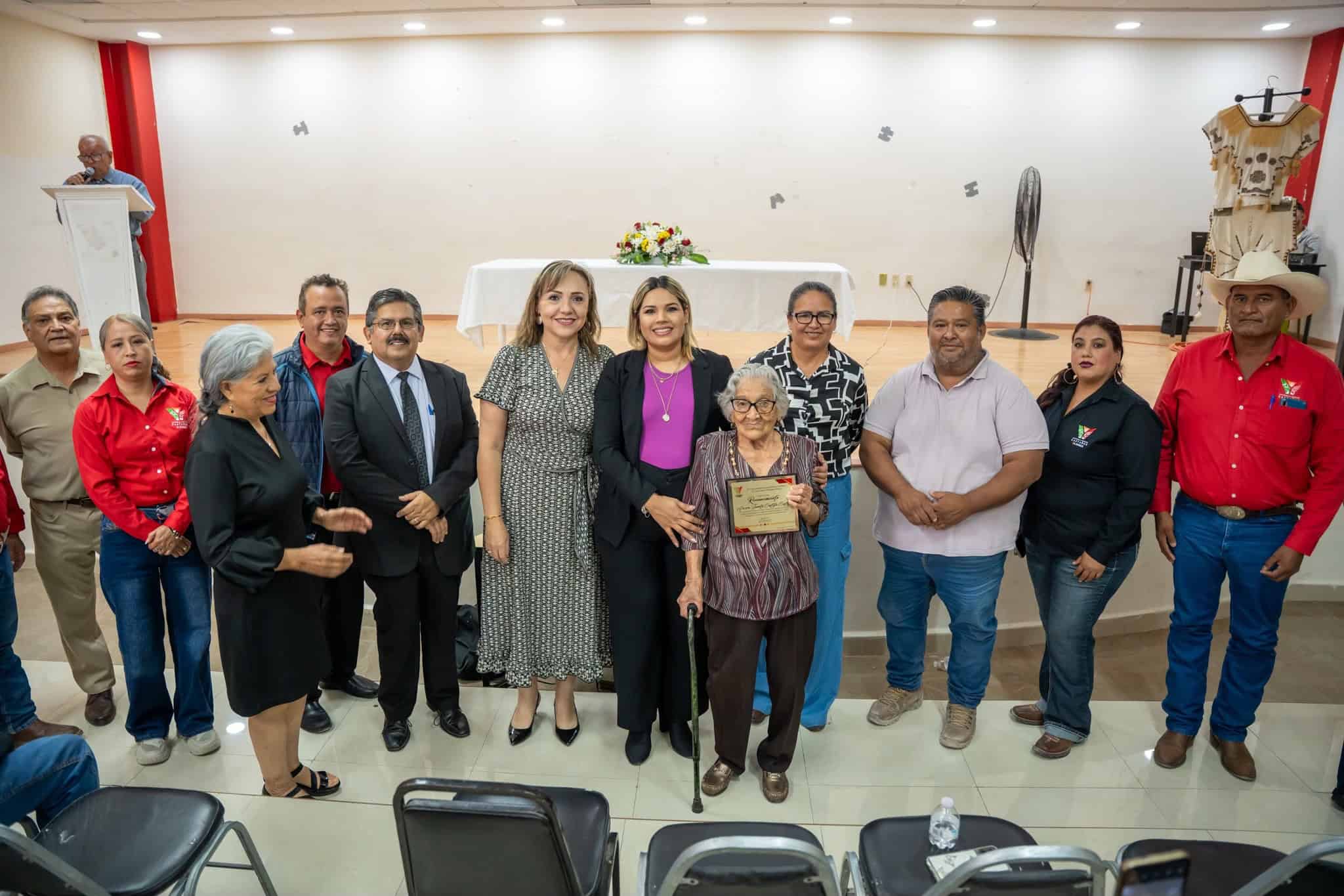 Alcaldesa Sifuentes destaca la historia de Castaños en su 351 aniversario