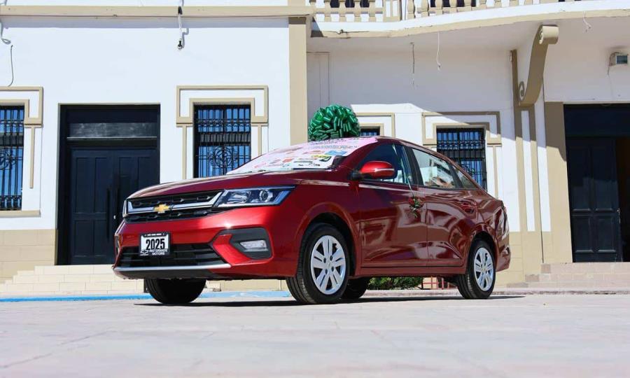 CANACO Sabinas lanza rifa de automóvil en banquetazo comercial