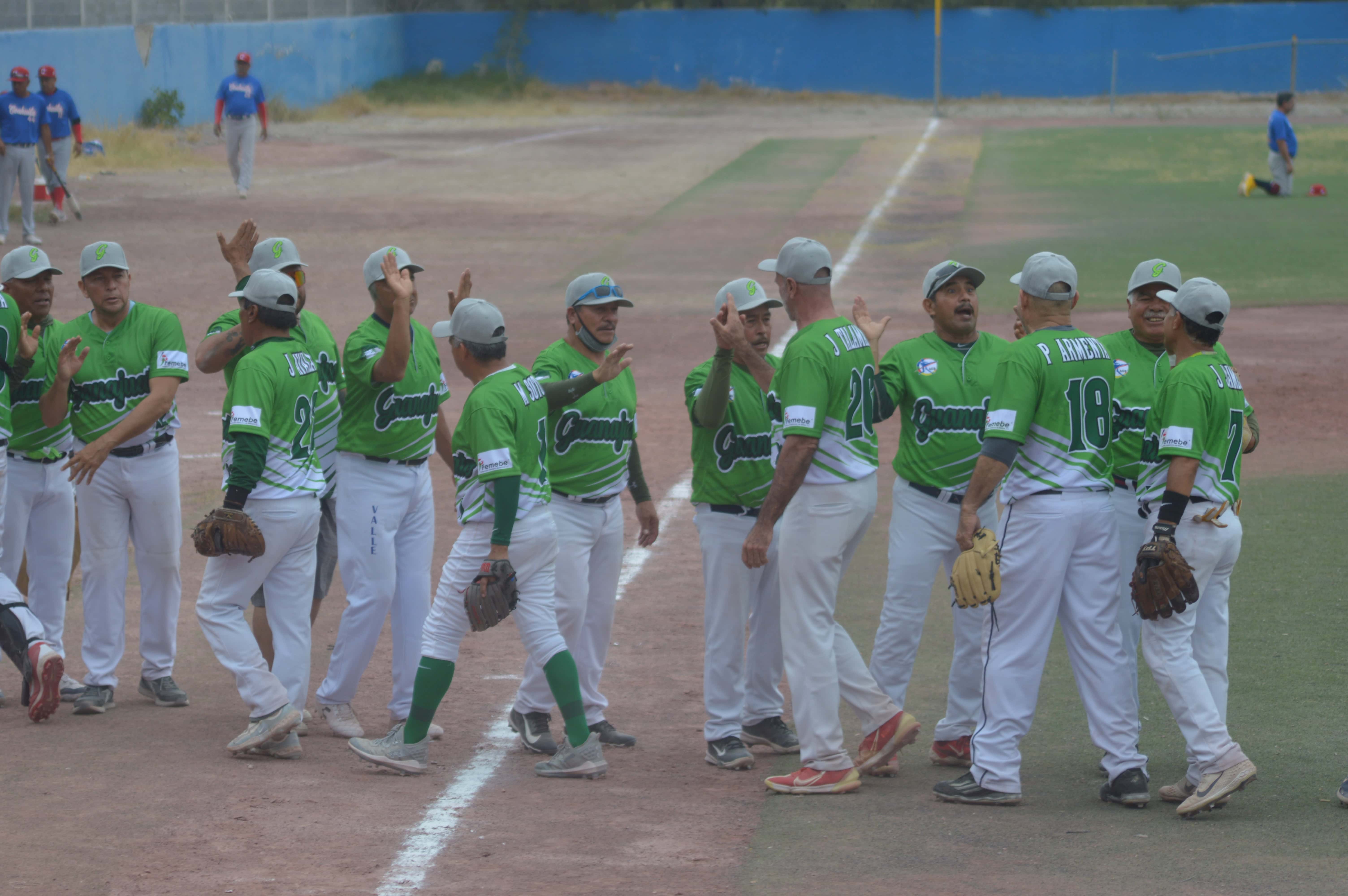 Saltillo blanquea a Laguna: destacada actuación en béisbol 60 años
