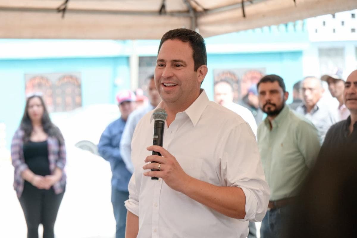 Javier Díaz González entrega recarpeteo en Avenida del Rosal: Saltillo avanza