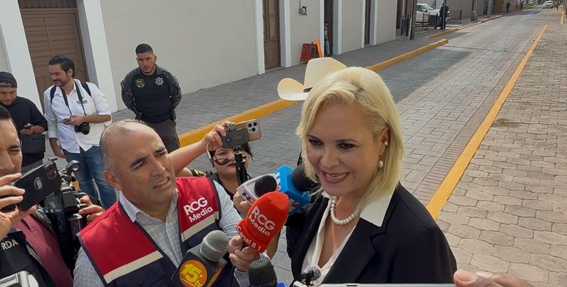 Laura Jiménez Gutiérrez anuncia encendido Villa Magia en Múzquiz
