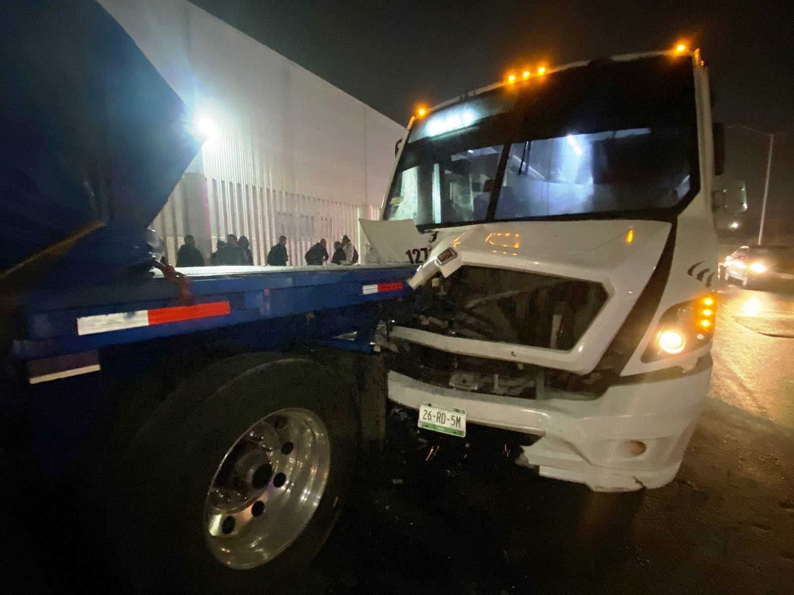 Camión de Settepi sufre accidente en Ramos Arizpe con 31 pasajeros a bordo