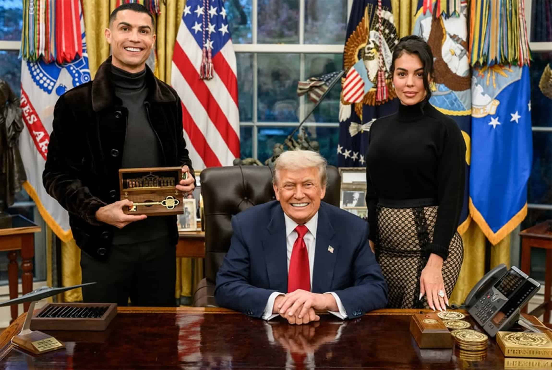 Regalo de Trump a Cristiano Ronaldo en la Casa Blanca: clave simbólica