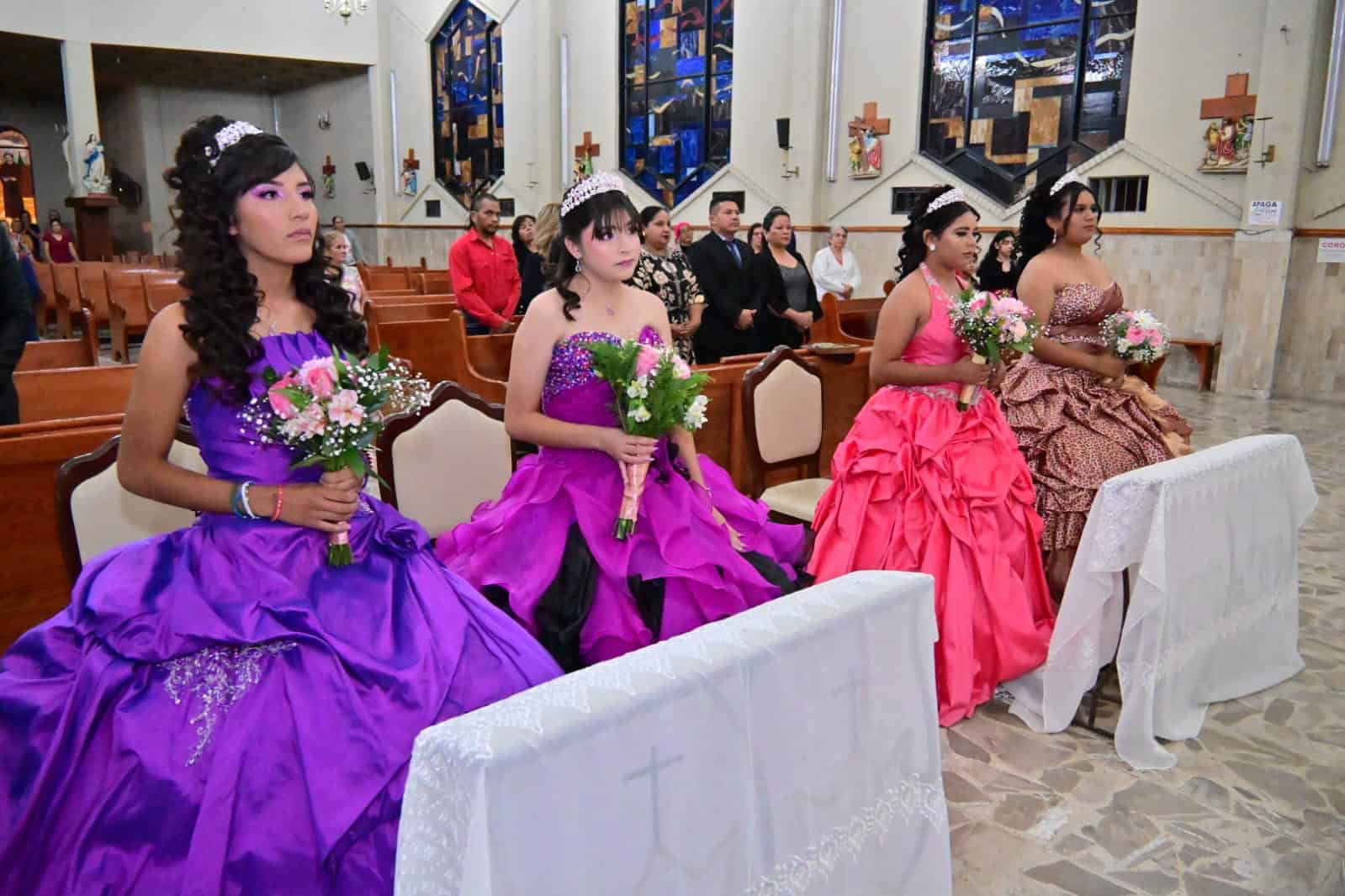 San Buenaventura celebra el primer evento de quinceañeras comunitarias 2025