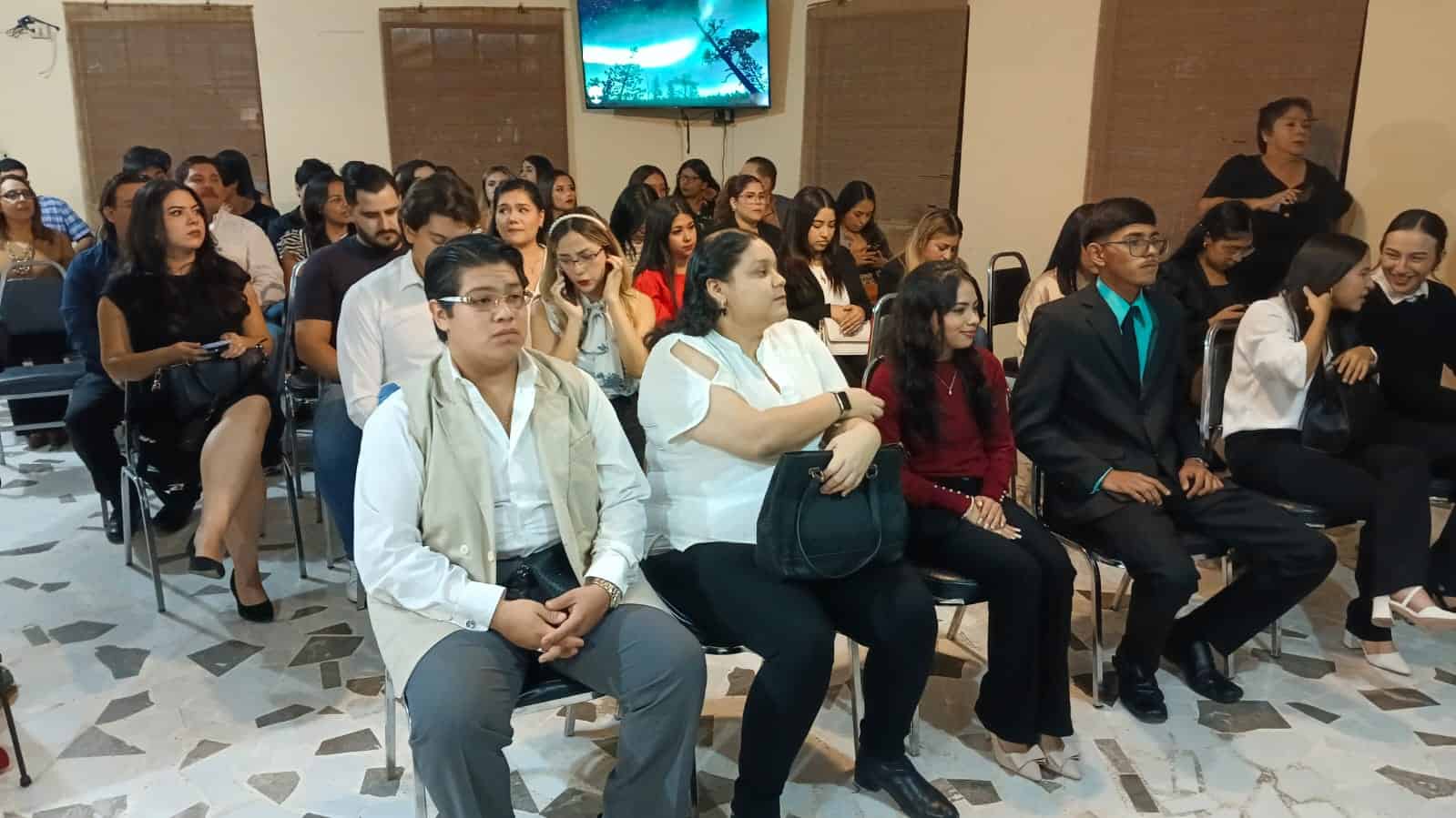 Victoria Briceño Montalvo presenta objetivos de la Asociación de Jóvenes Abogados en Coahuila