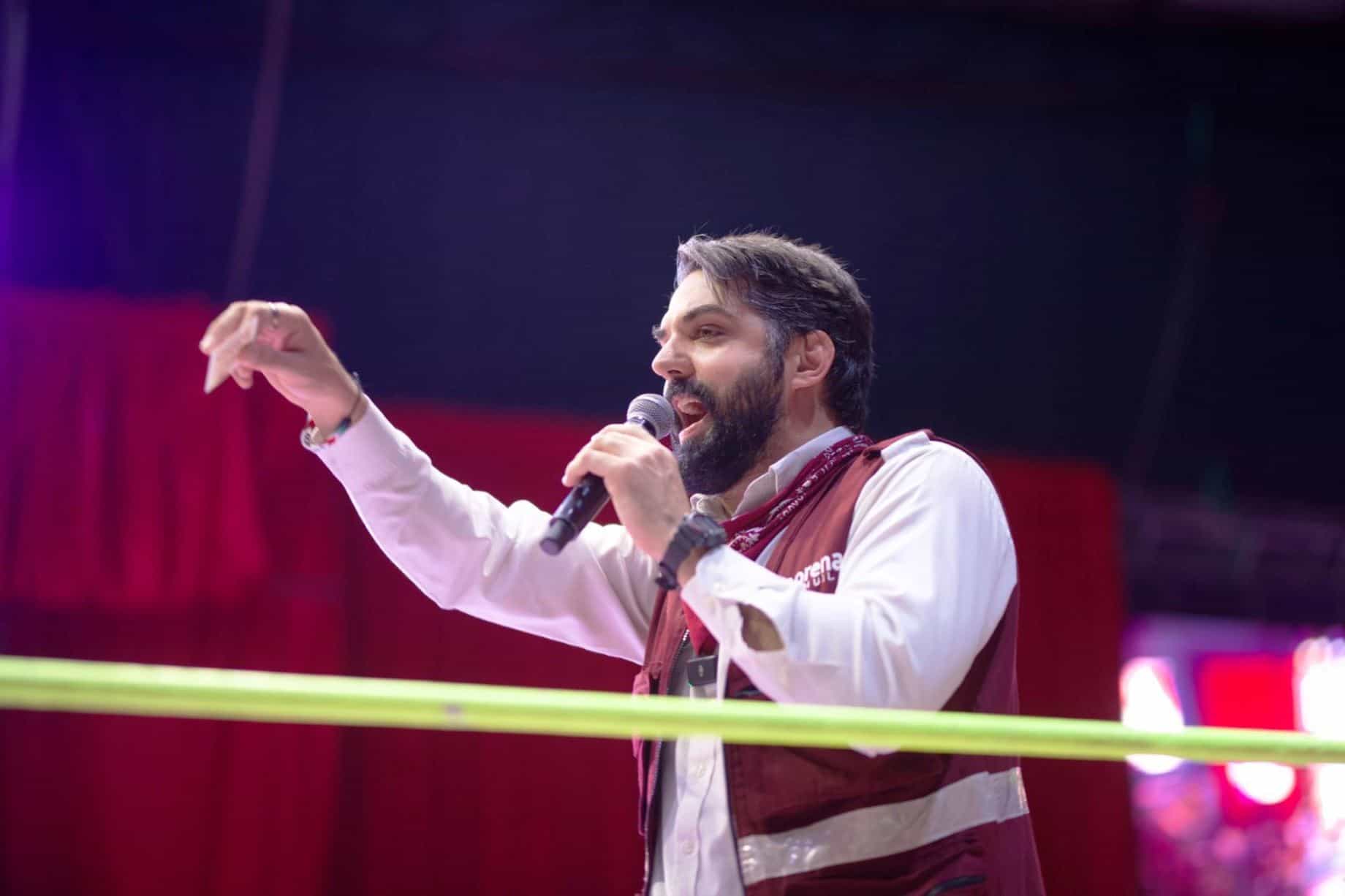 Lucha libre y política: el informe legislativo de Antonio Attolini en Coahuila