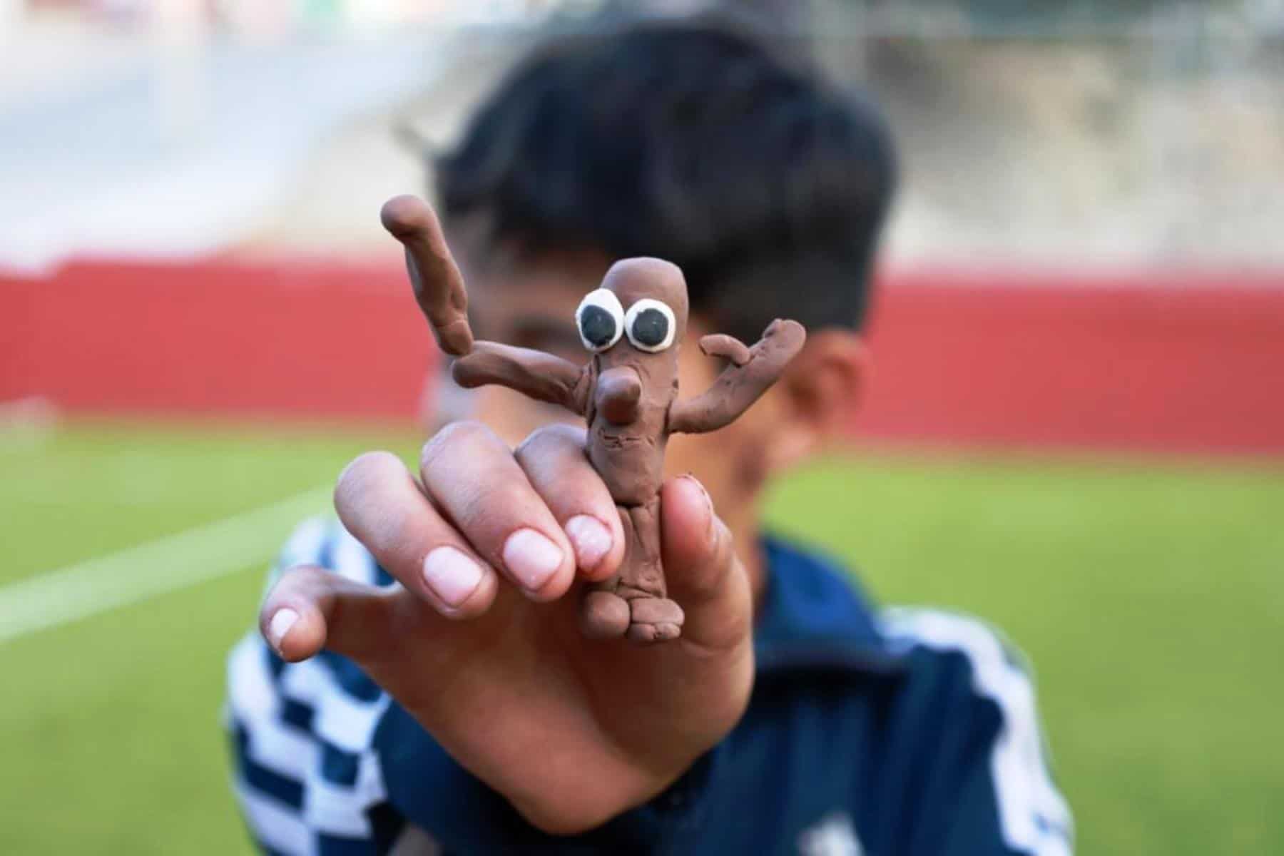 Saltillo: taller de plastilina revitaliza espacios públicos para niños