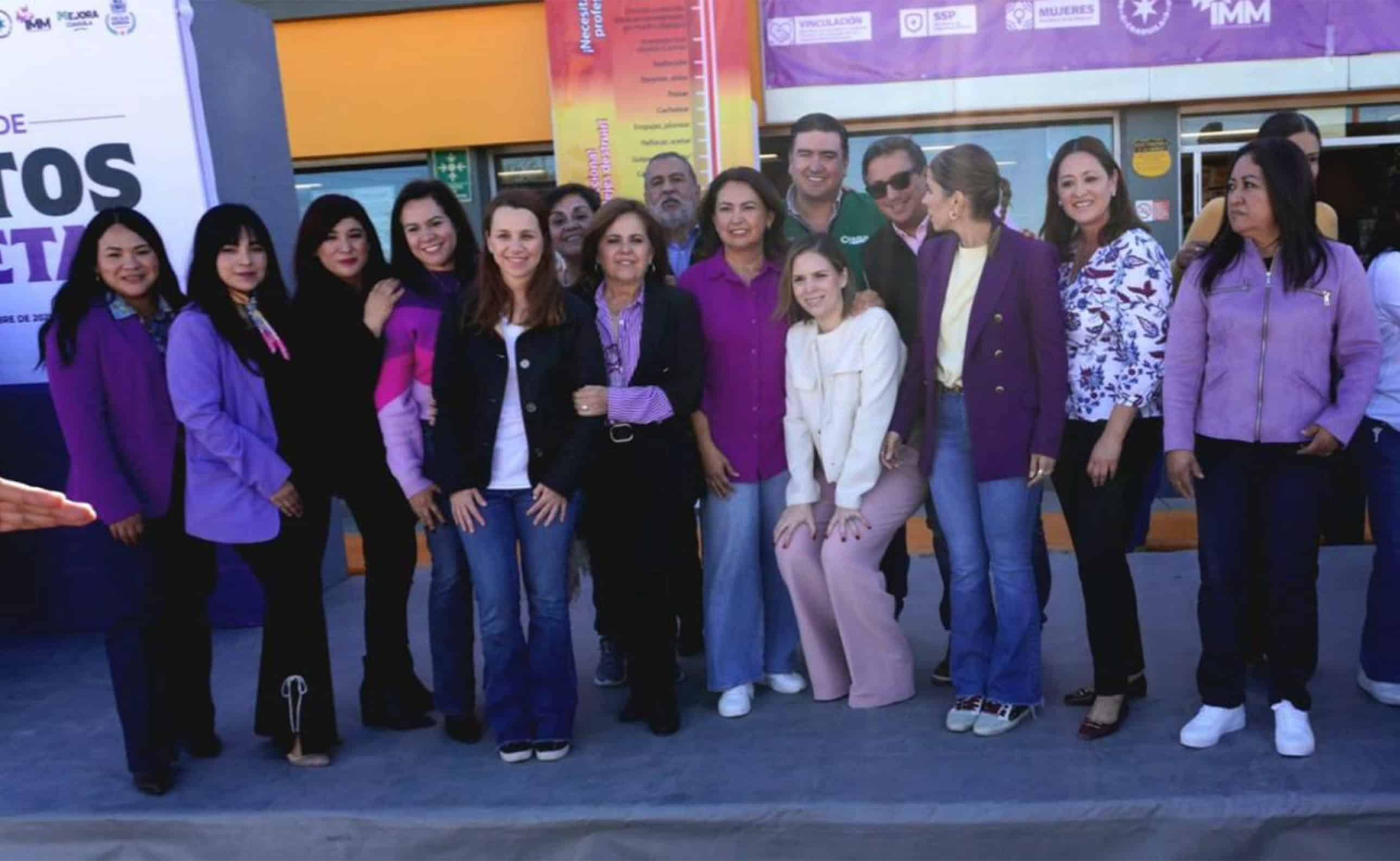 Abren Punto Violeta en Oxxo de Altos de Santa Teresa para atender casos de violencia