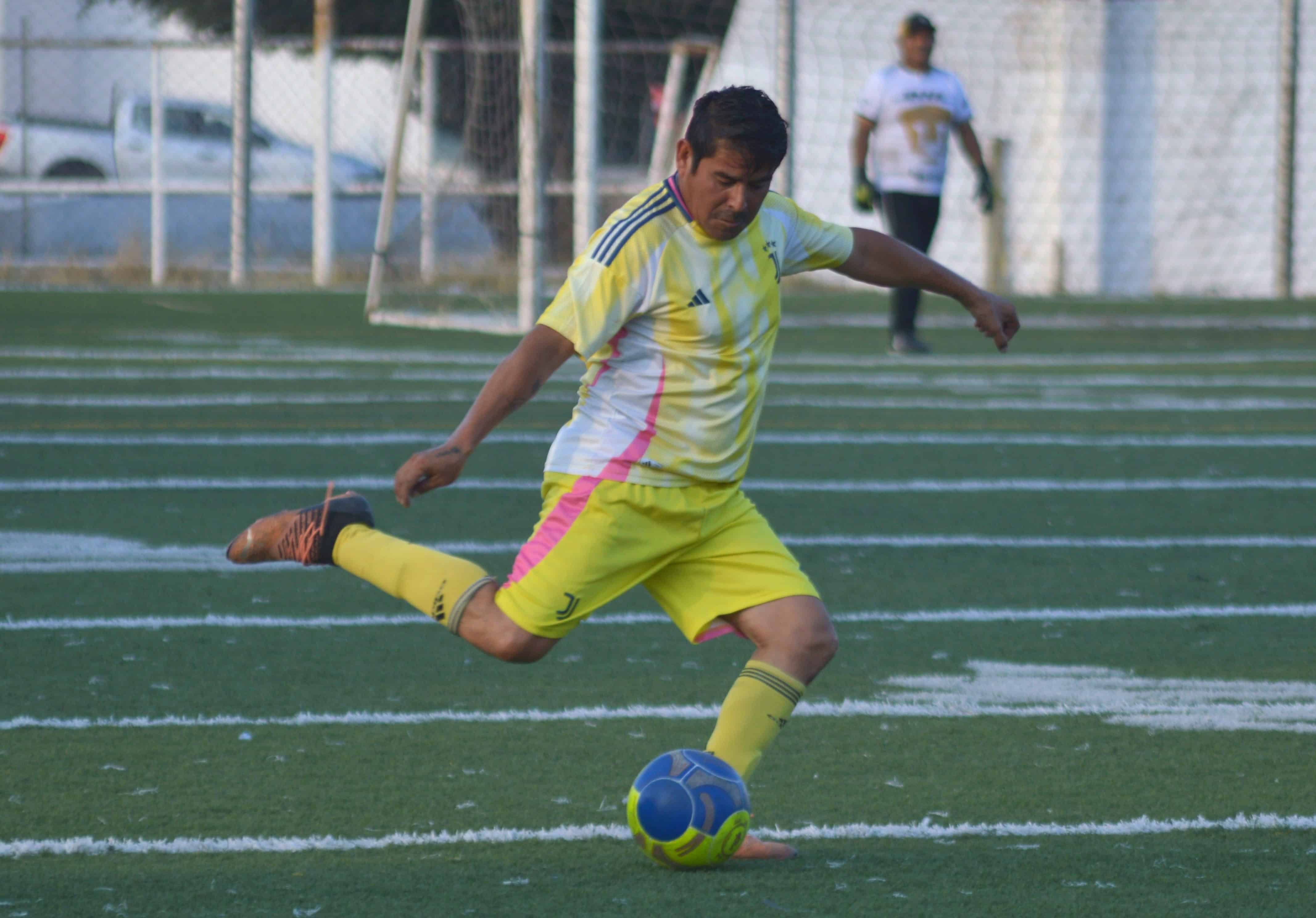 Lindavista golea a Linemelectric y asegura su lugar en semifinales