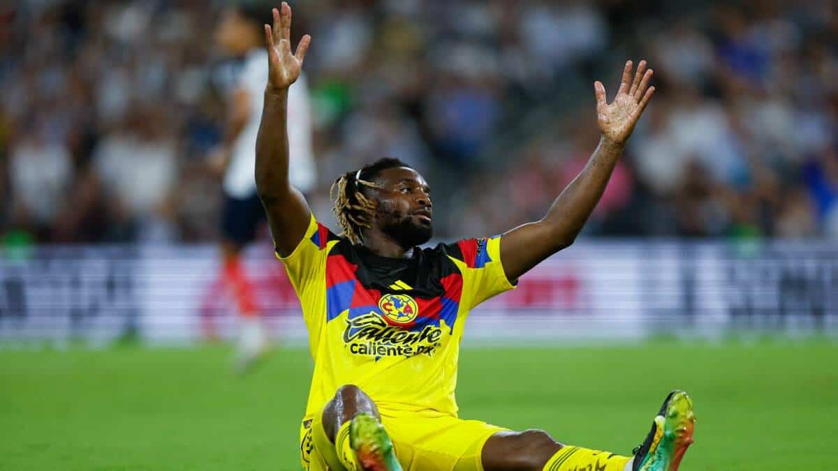 Club América pierde a Allan Saint-Maximin por infección antes de enfrentar a Monterrey