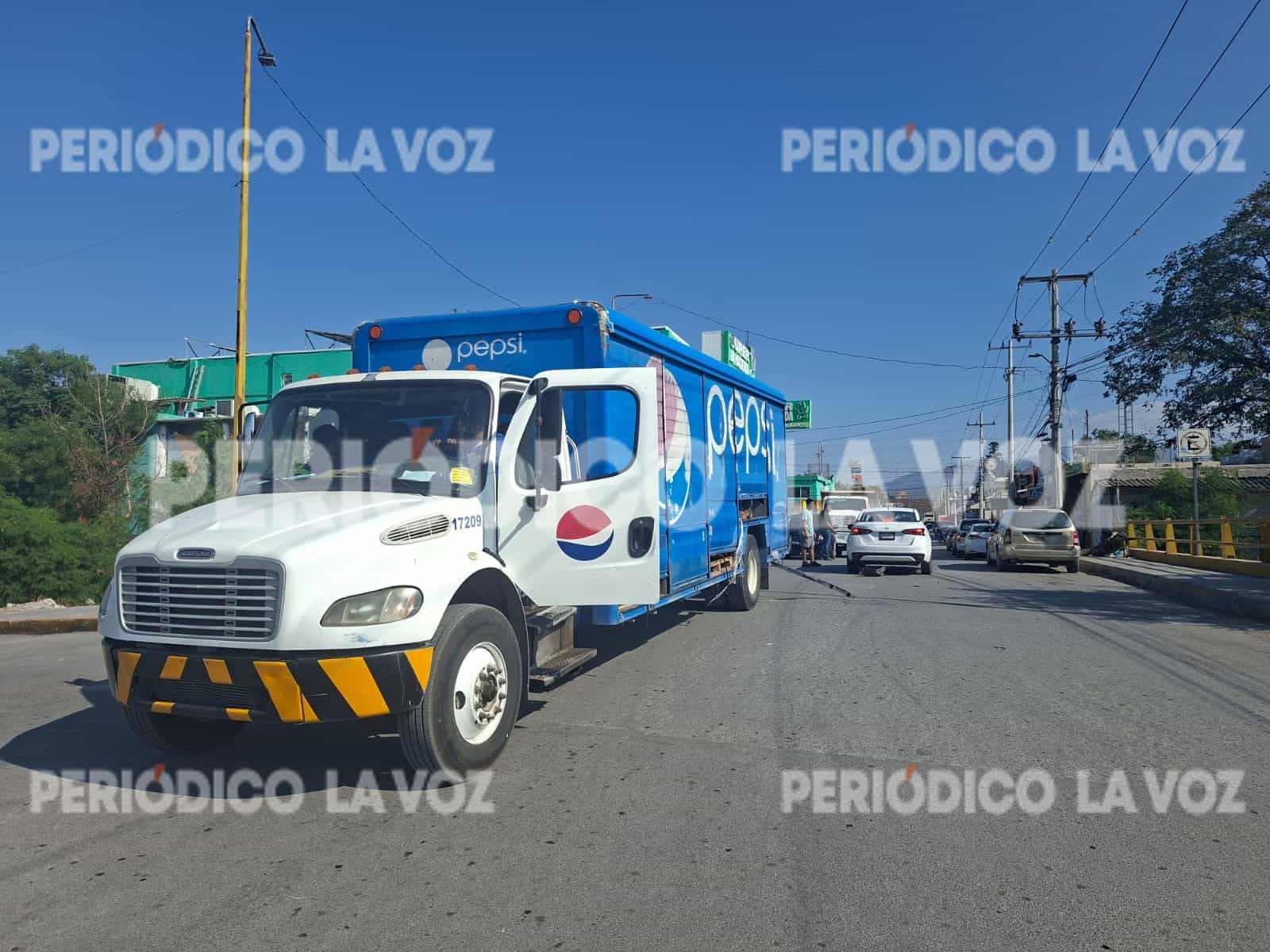 Chofer provoca accidente en Monclova con camión de Pepsico