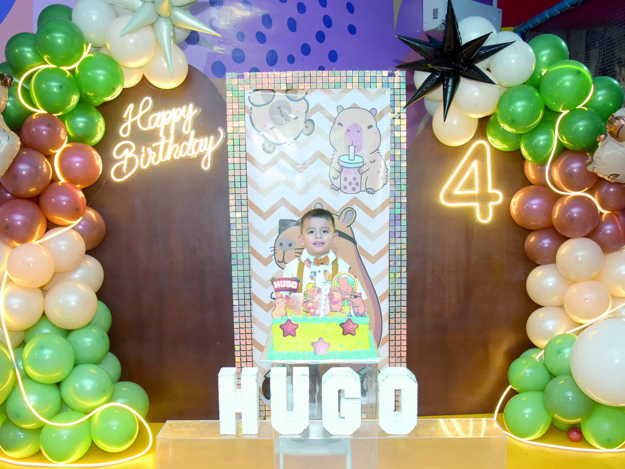 Hugo Carrizales celebra su cumpleaños número 4 con fiesta de capibaras