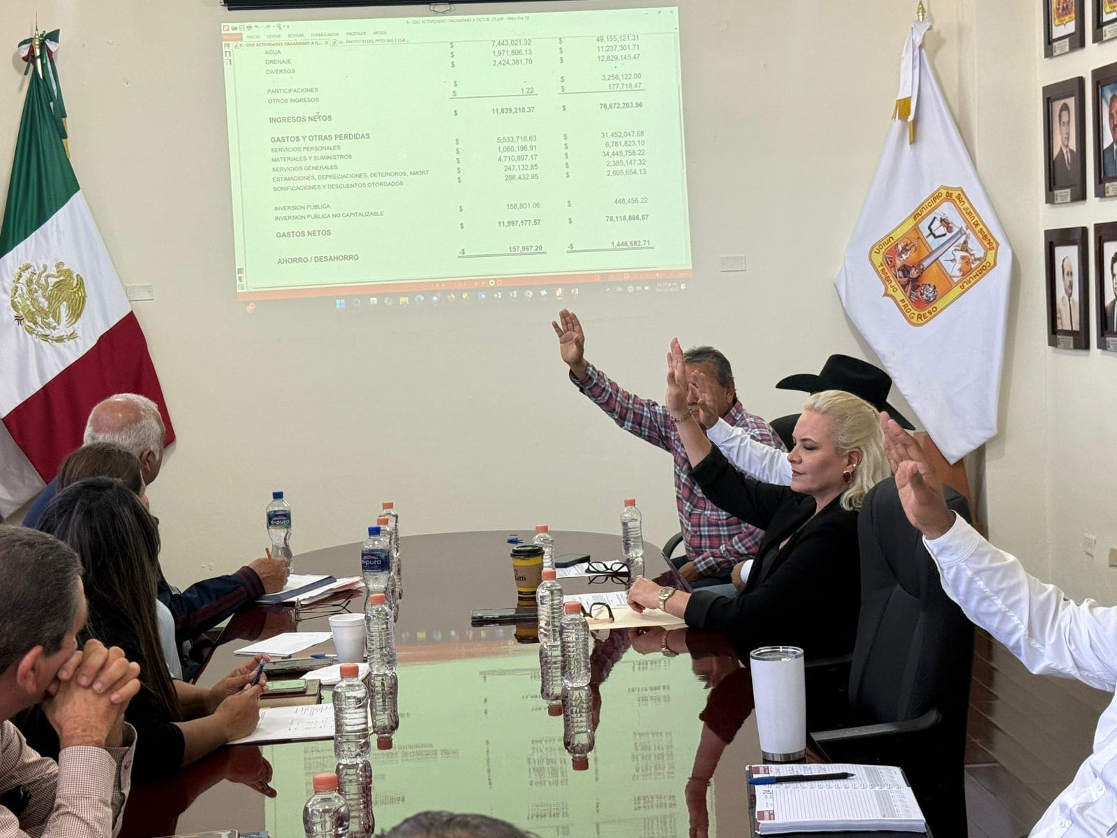 Alcaldes de Coahuila se reúnen para discutir el agua