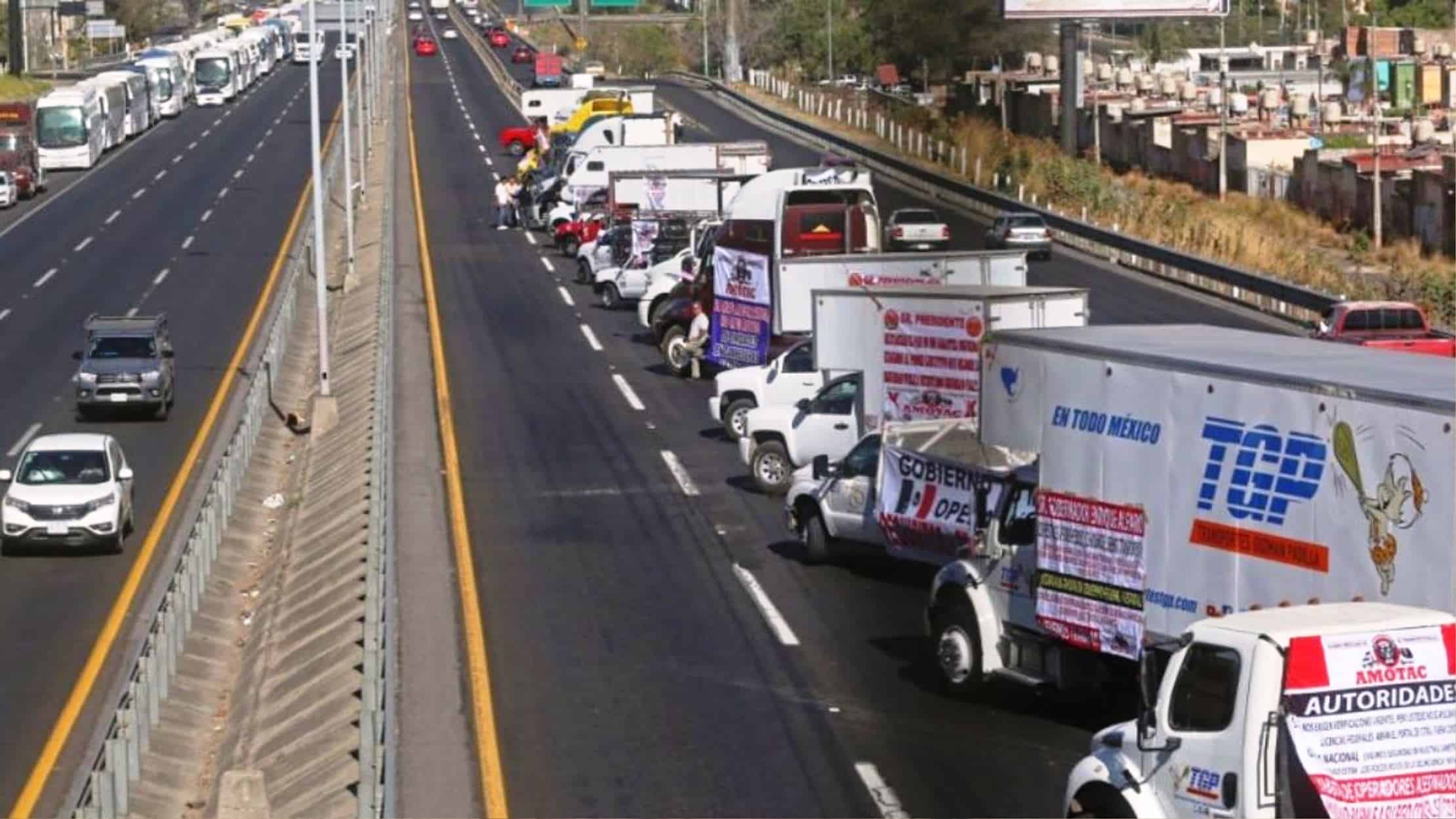 COPARMEX advierte sobre bloqueos carreteros en Coahuila: impacto en el transporte
