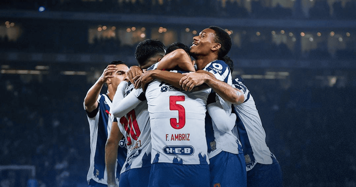 Rayados se impone 2-0 a América en el Gigante de Acero