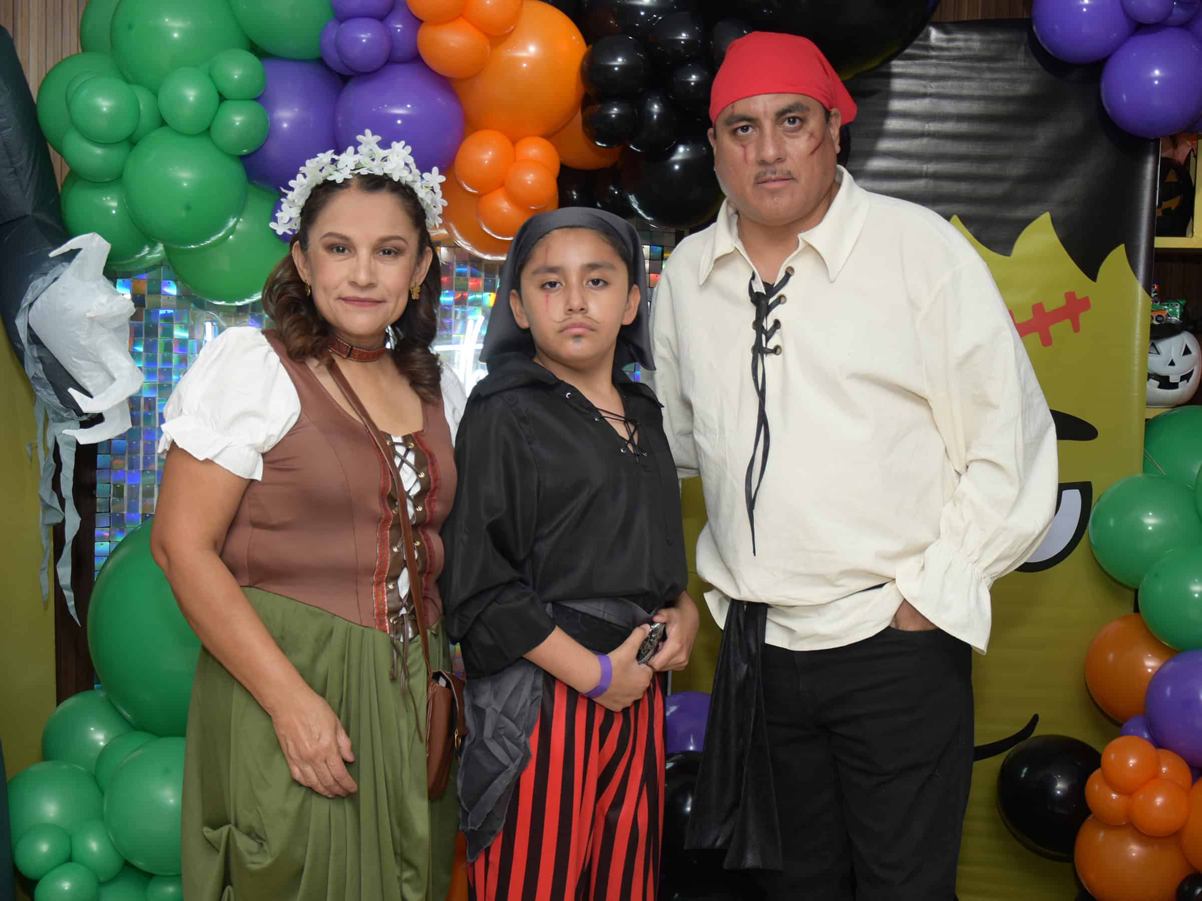 César Emilio Peralta celebra su cumpleaños número 11 en Monclova