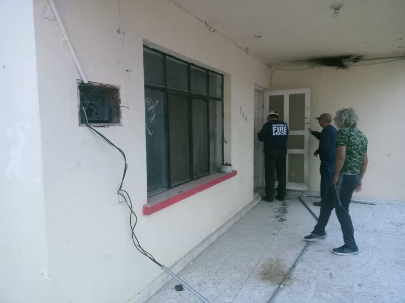Bomberos controlan conato de incendio en Melchor Múzquiz tras posible robo