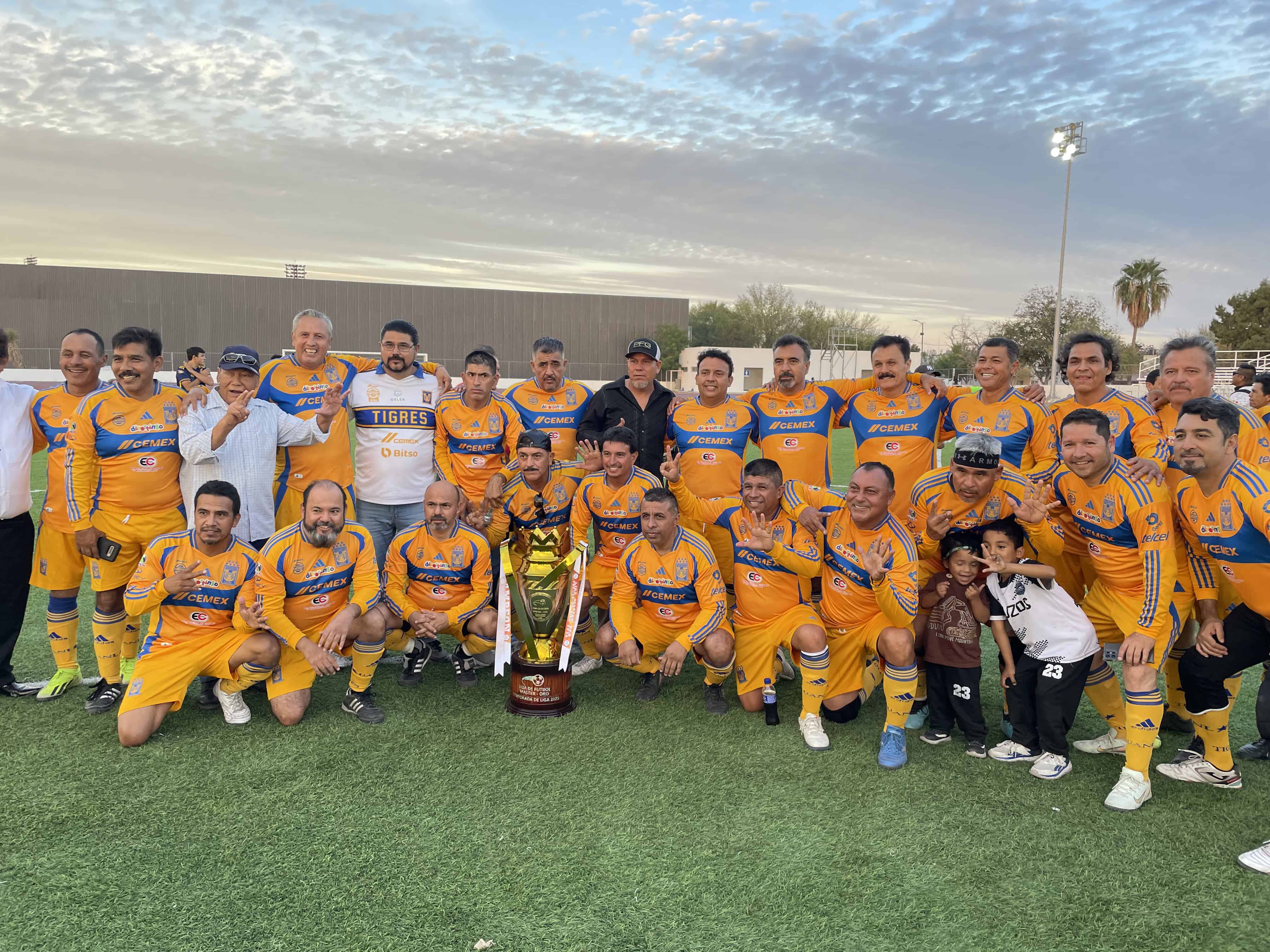 Julio César Correa brilla y lleva a Tigres del Pueblo a la victoria en 2025