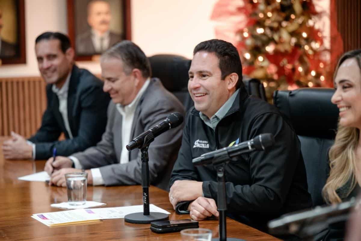 Javier Díaz González destaca certificación en Saltillo