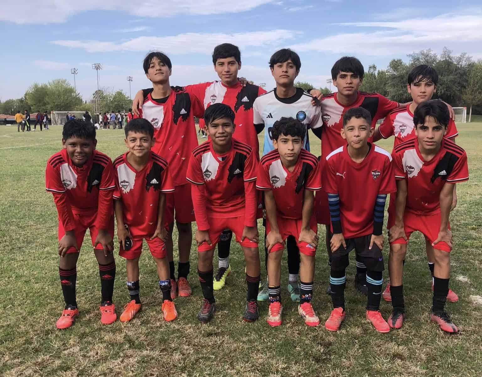 Cenfor Pony Alvarado avanza a semifinales tras golear a Leones