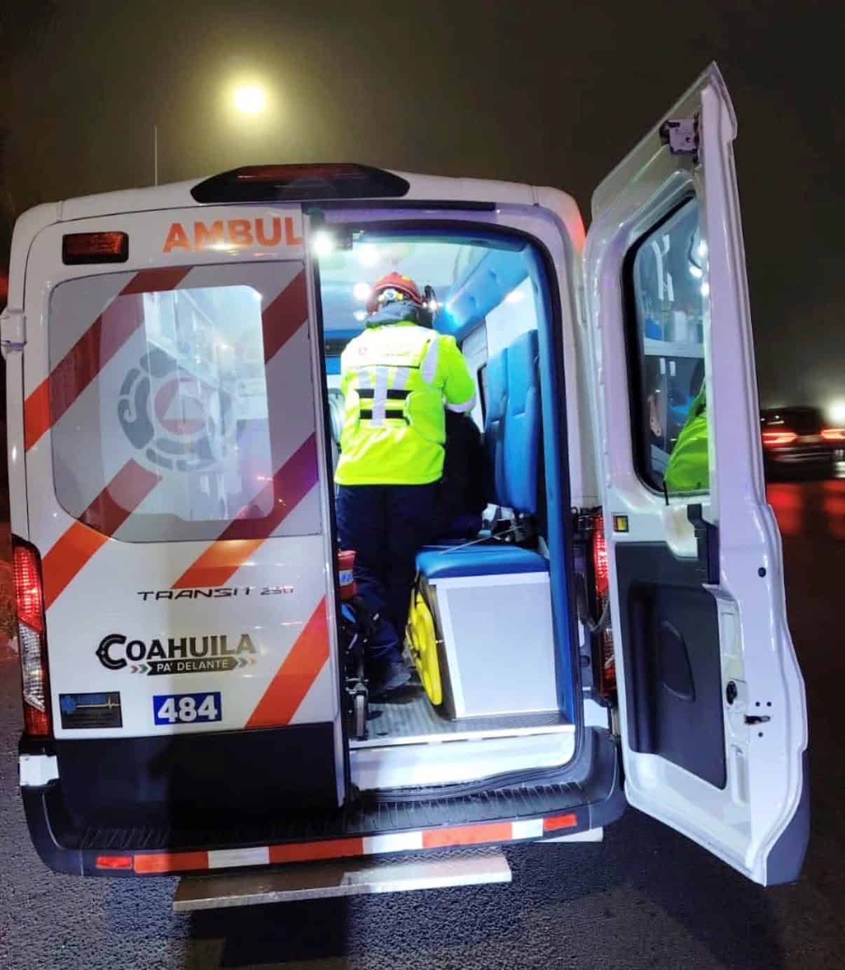 Choque por alcance deja herido a empleado de DeAcero en Ramos Arizpe