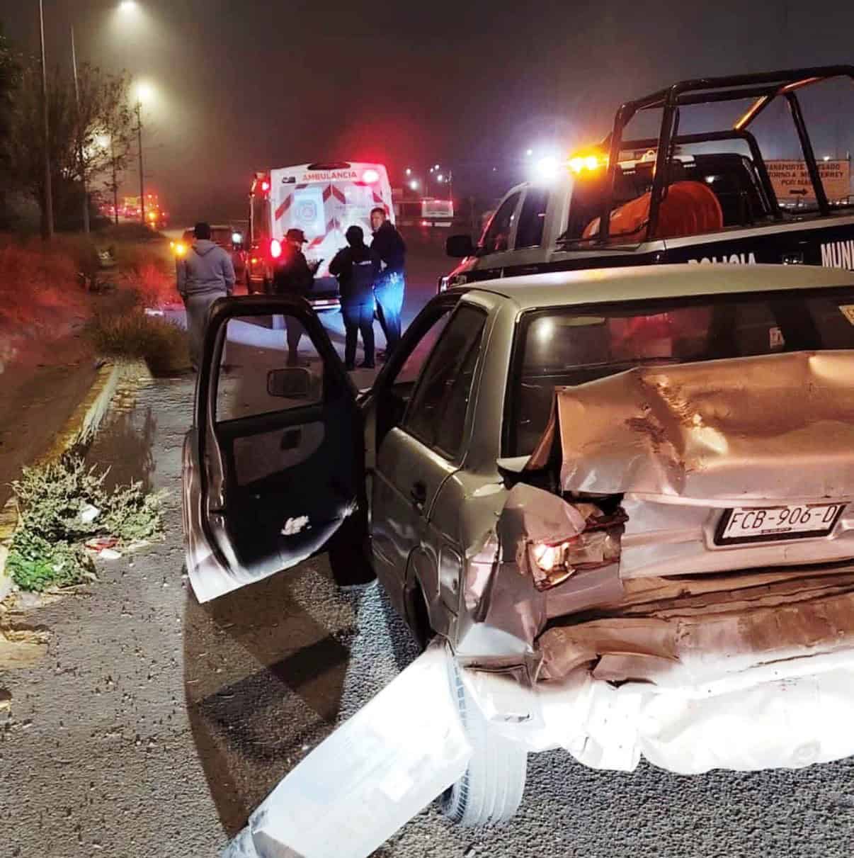 Choque por alcance deja herido a empleado de DeAcero en Ramos Arizpe