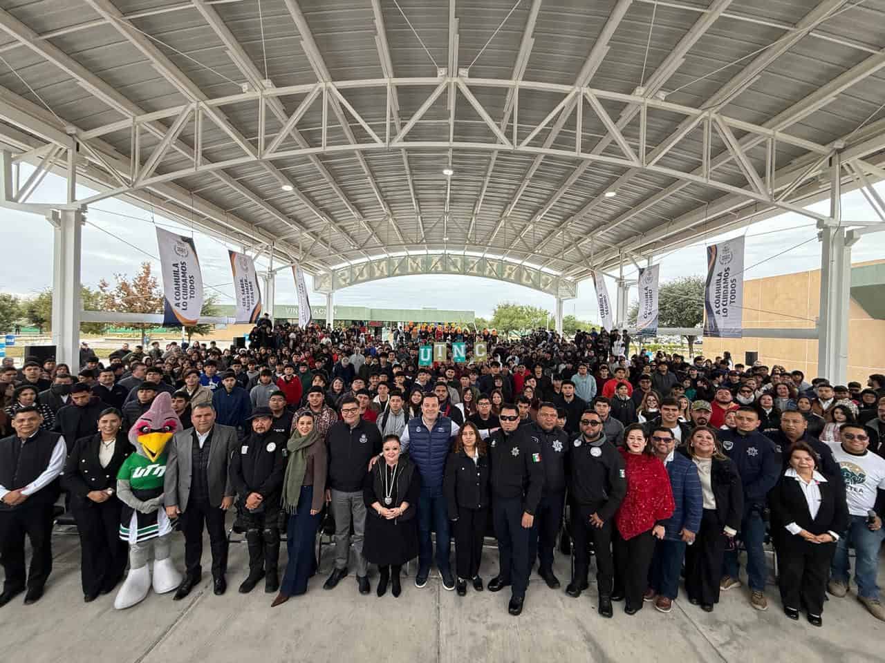 Federico Fernández presenta conferencia sobre seguridad en Coahuila