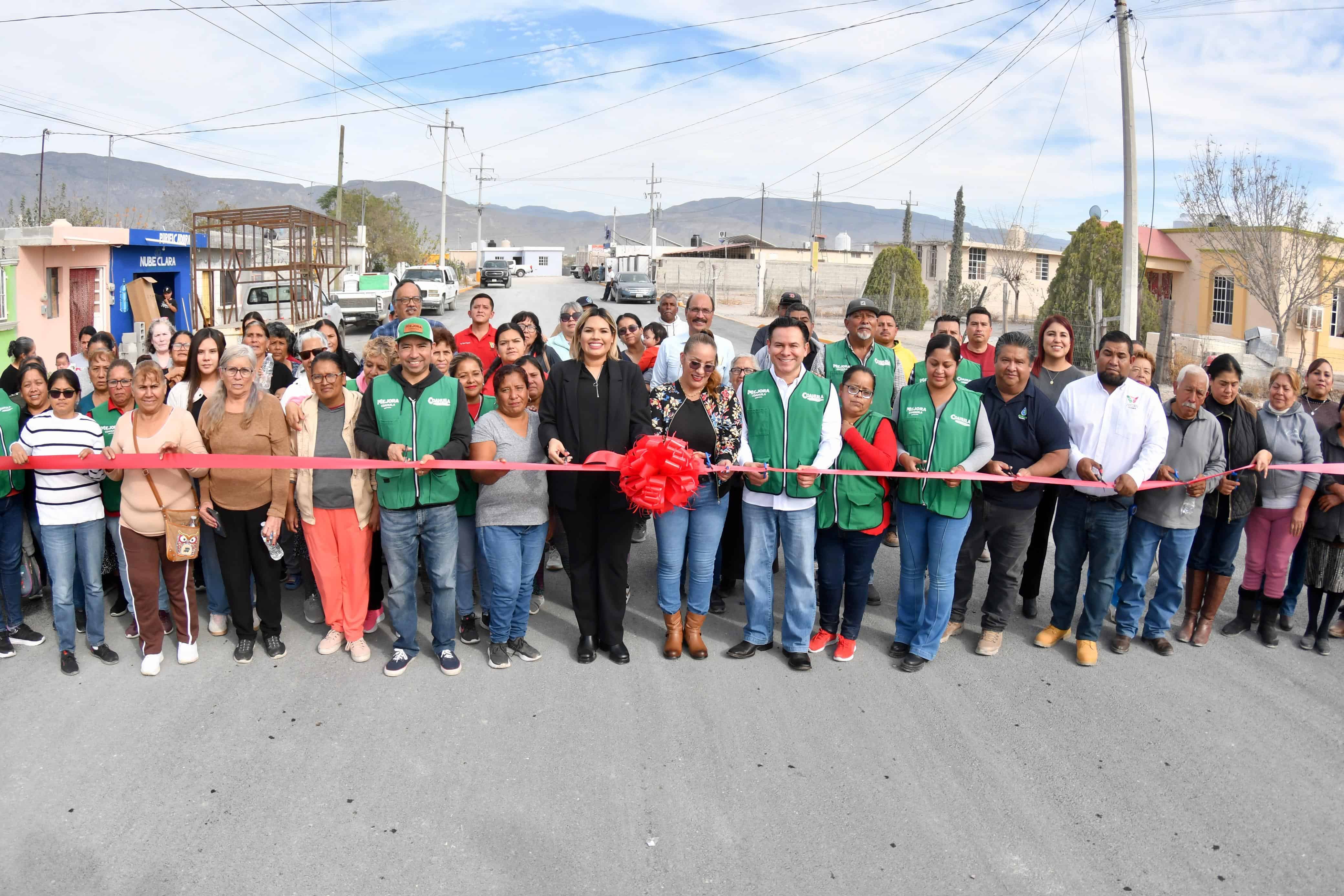 Castaños avanza con nueva pavimentación en la colonia Libertad de Oriente