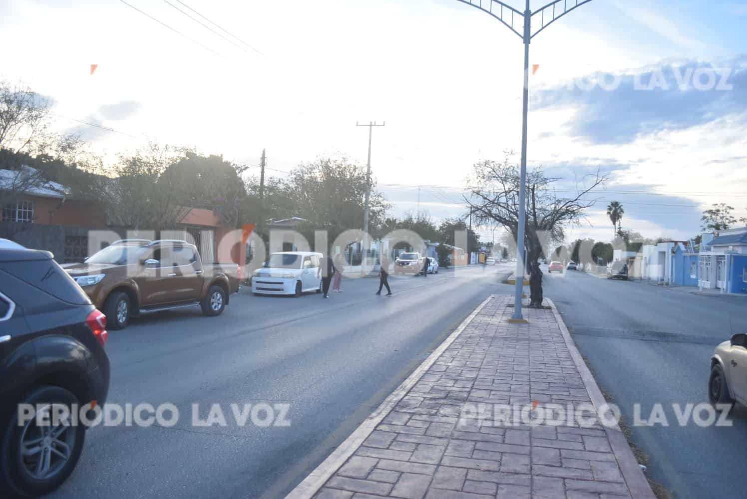 Accidente entre Roberto García y María Olvera provoca caos vial en Monclova