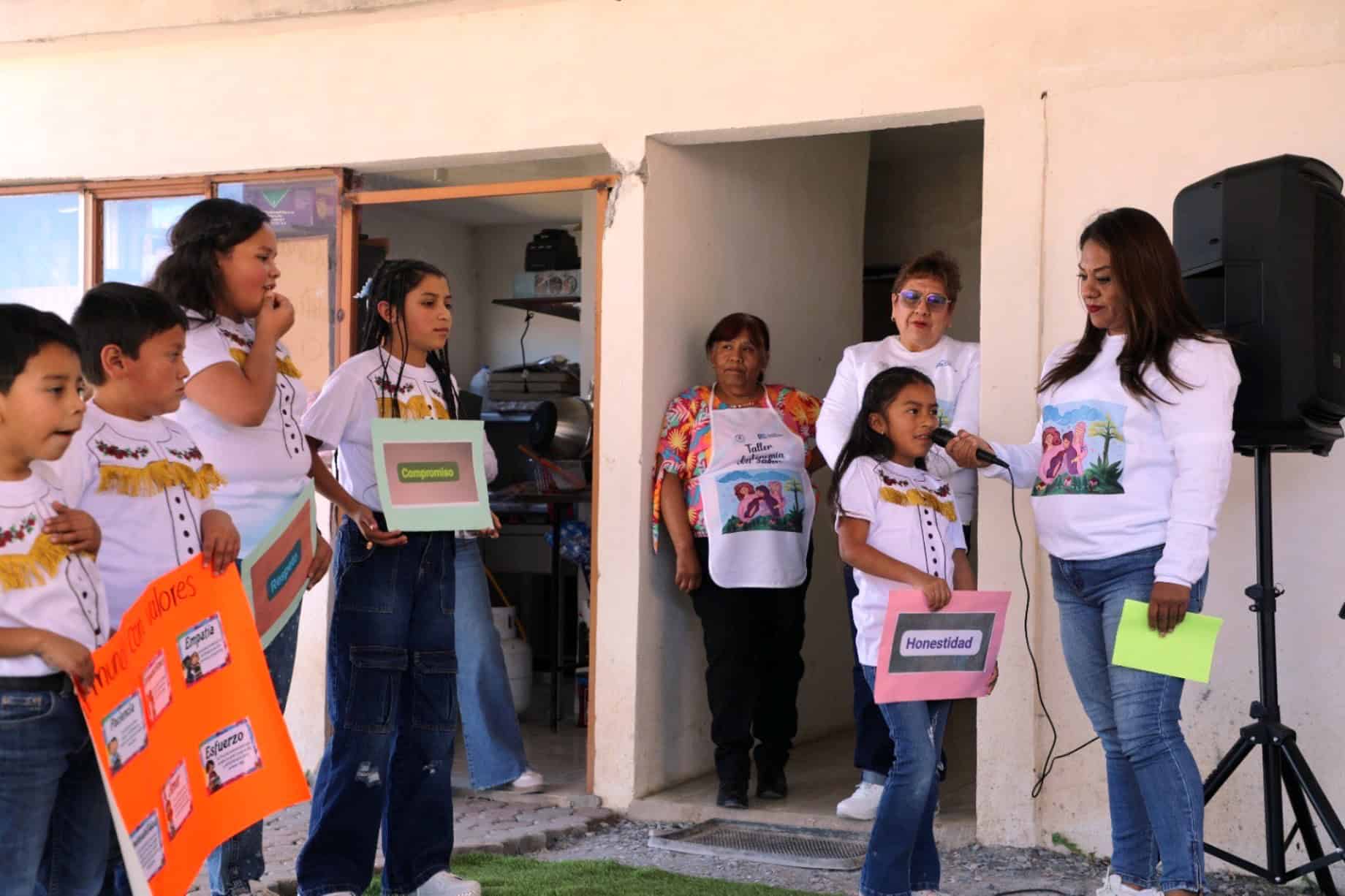 Los Lirios en Arteaga: talleres para prevenir la violencia en comunidades