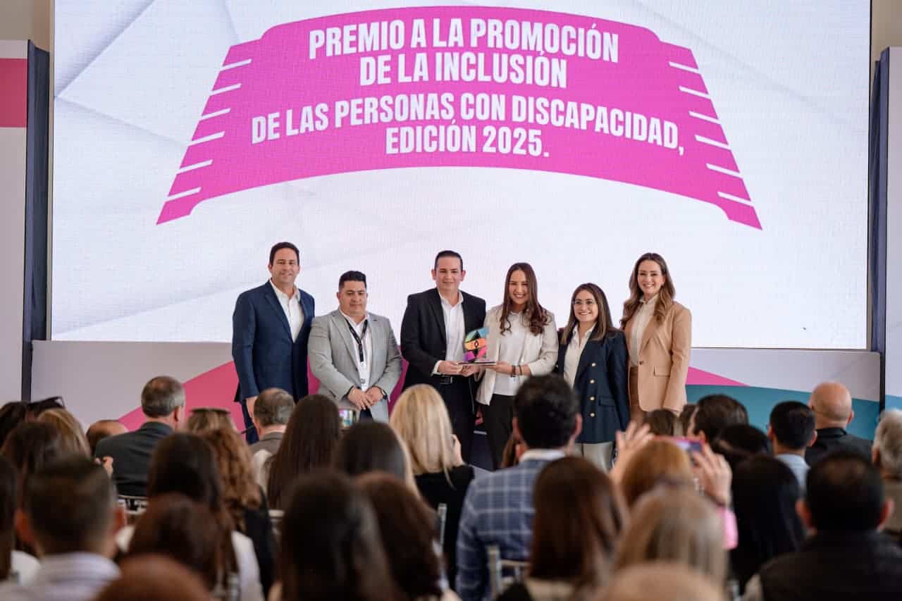 Saltillo entrega premio inclusión 2025: Javier Díaz González destaca logros