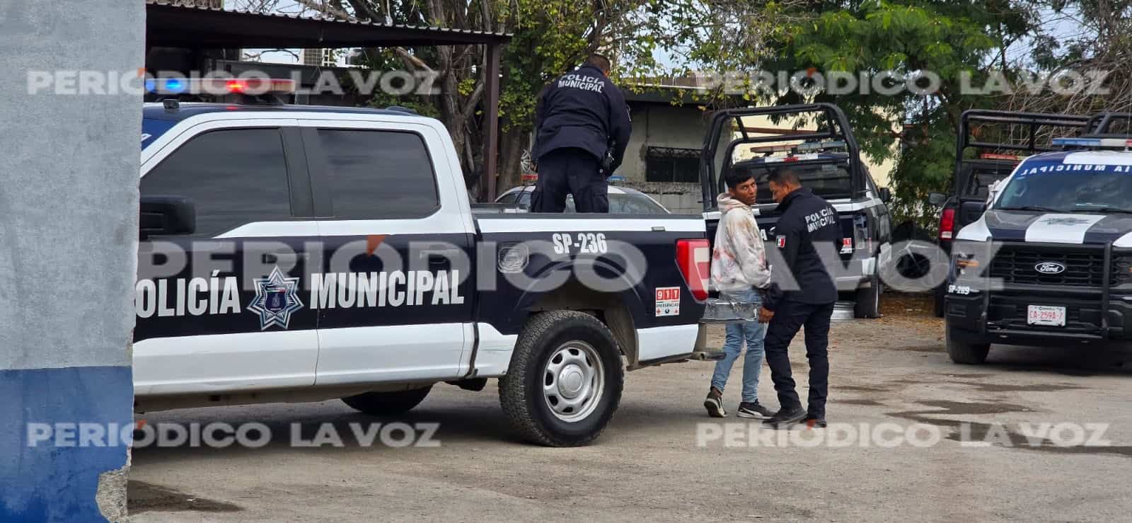 Detienen a dos hombres en Monclova por altercado y sustancias tóxicas