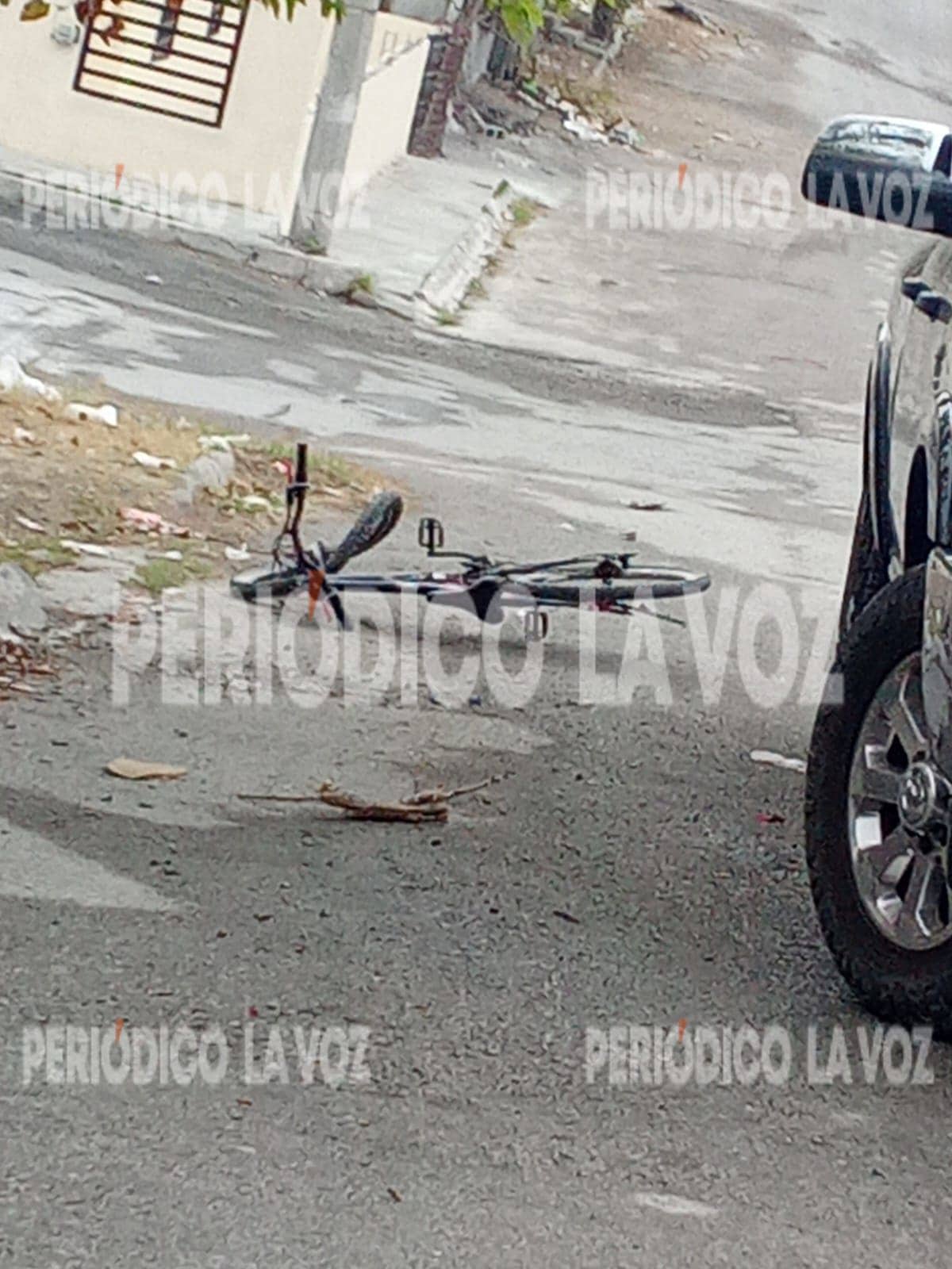 Motociclista embiste a ciclista y huye en Monclova