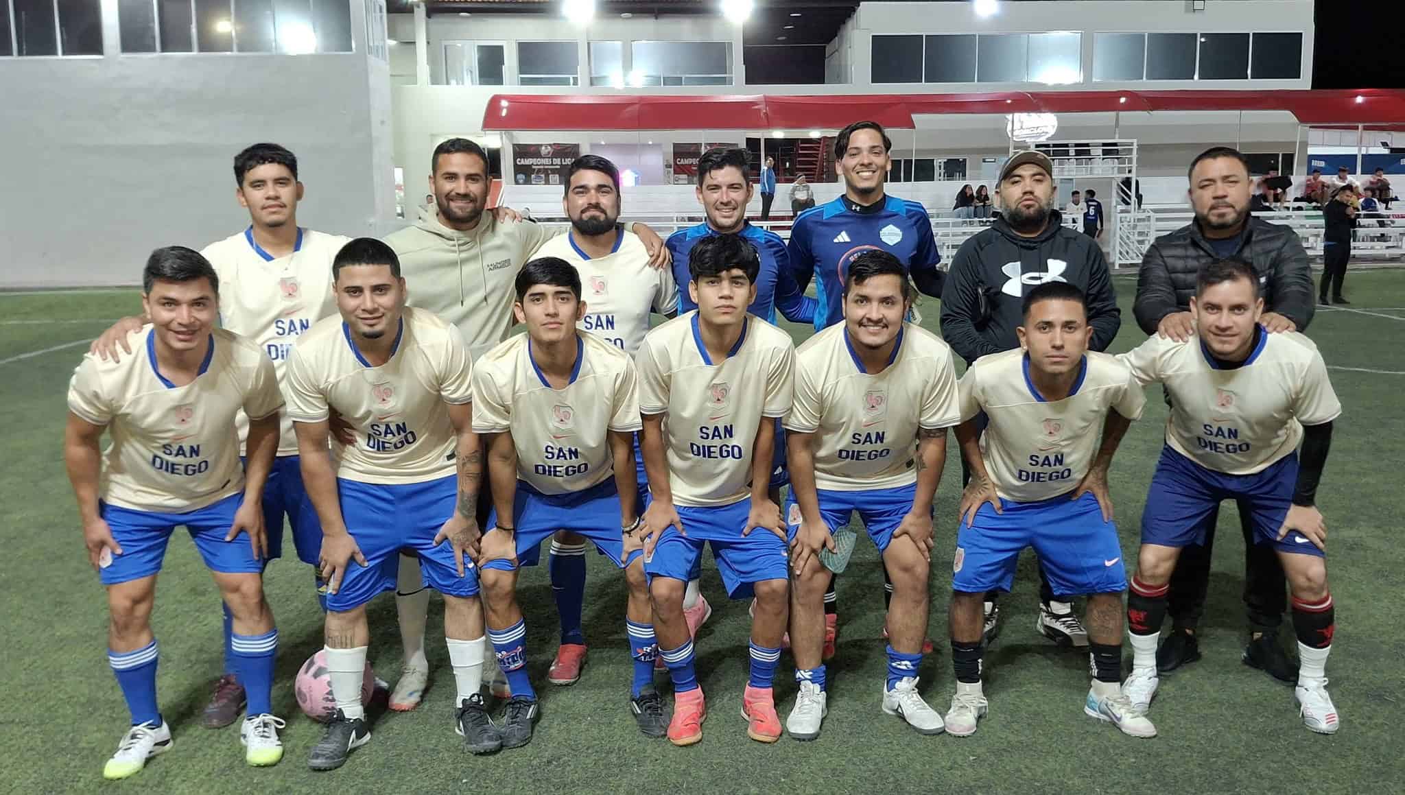 Efrén Gutiérrez destaca en la victoria de San Diego sobre Monclova