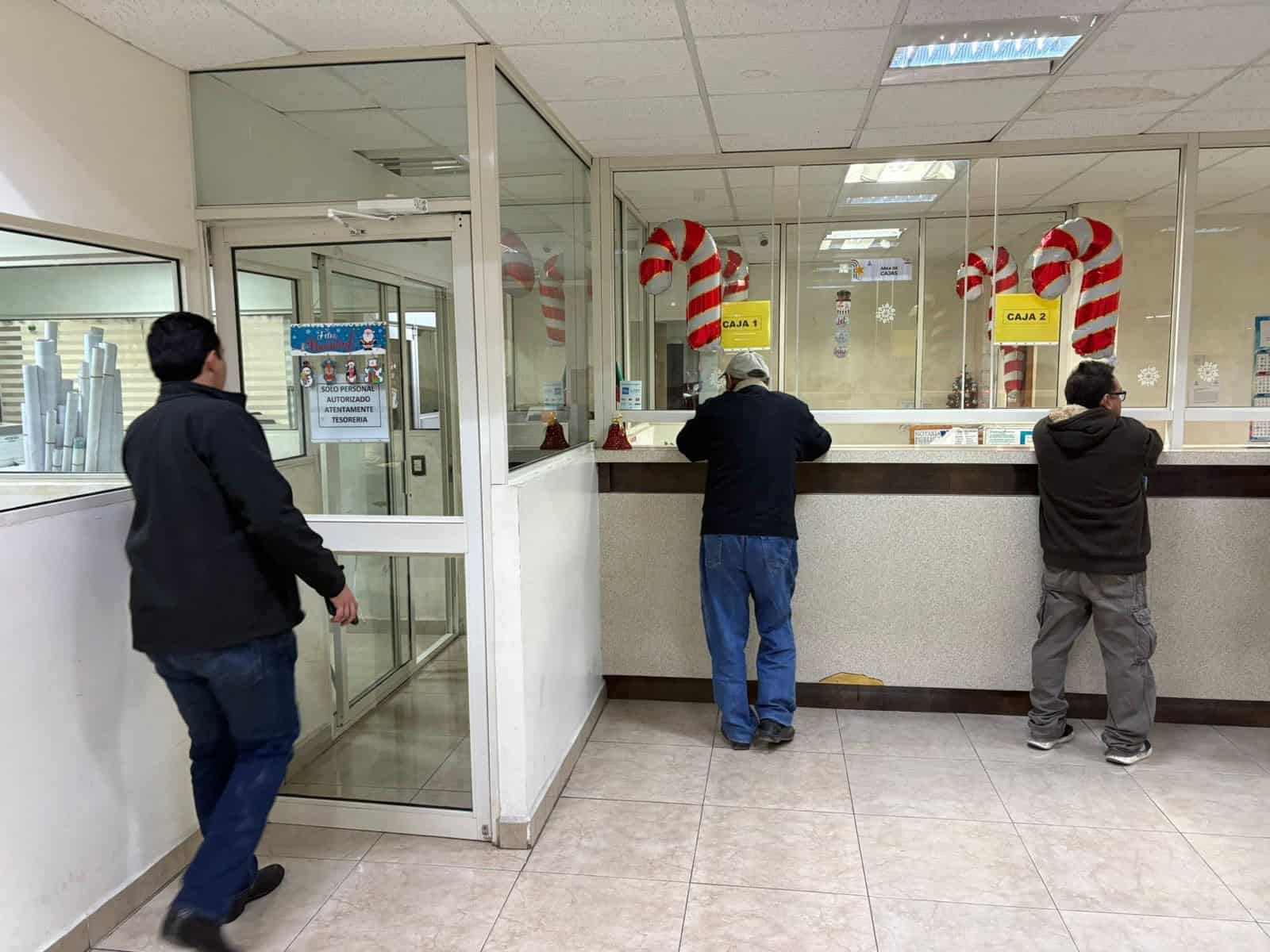 Frontera cumple con aguinaldo a trabajadores antes de vacaciones