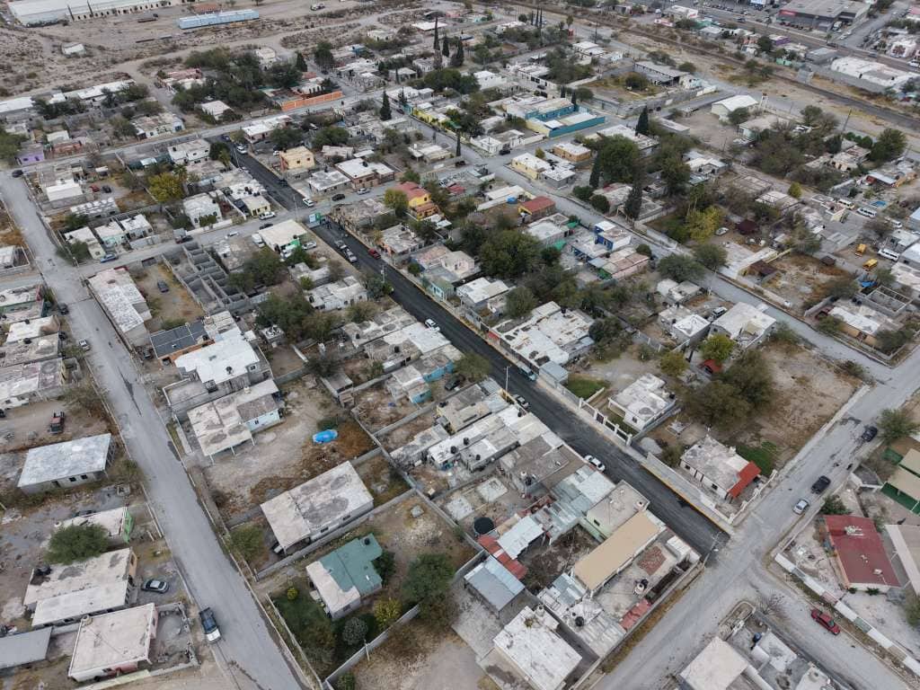 Yesica Sifuentes entrega obra de pavimentación en Castaños