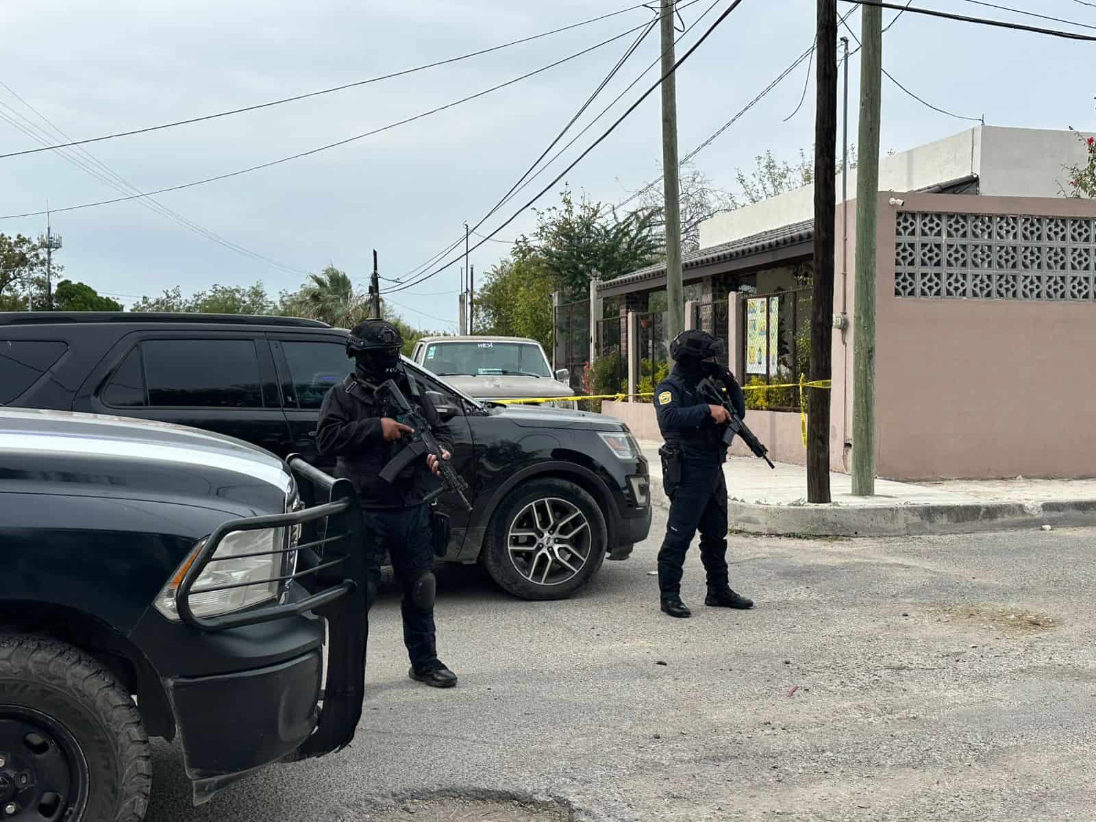 Detienen a mujer durante cateo en la colonia Central; aseguran metanfetamina