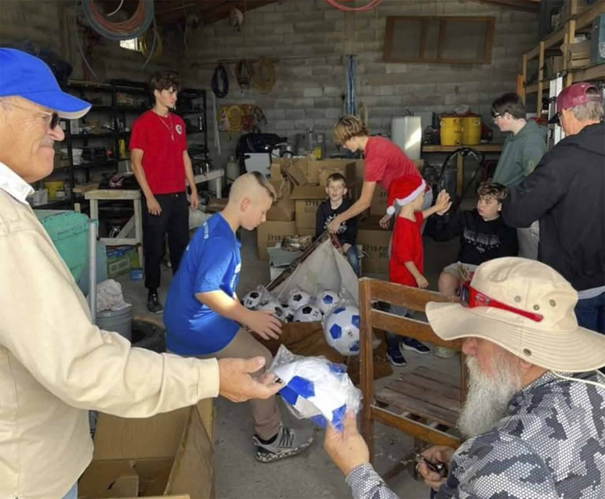 Ministerio Dos Countries anuncia entregas navideñas para niñas y niños de la región