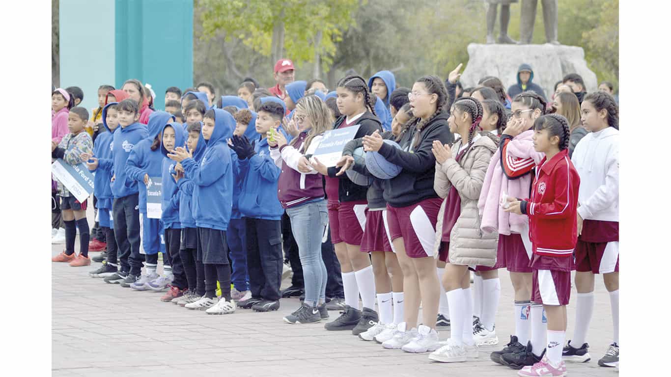 Más de 200 niños participan en torneo deportivo en Monclova