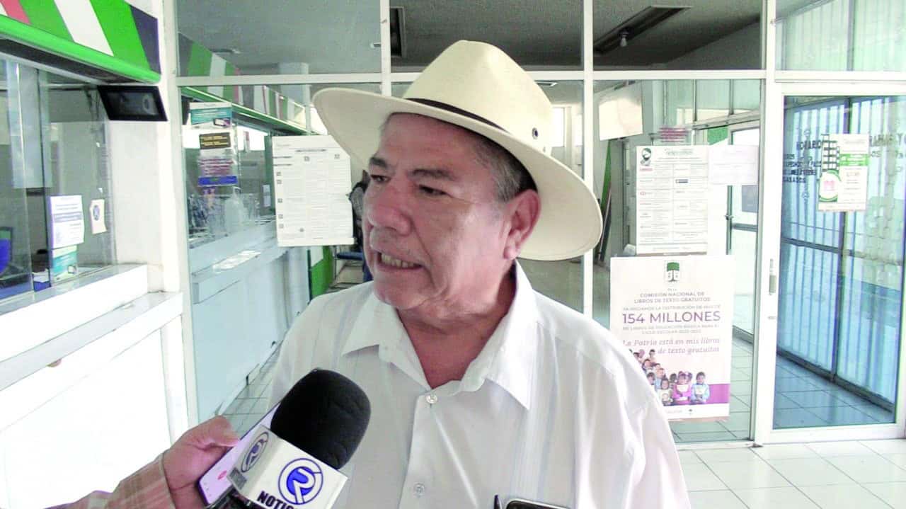 Martín Monreal Cigarroa denuncia desabasto de medicamentos en México