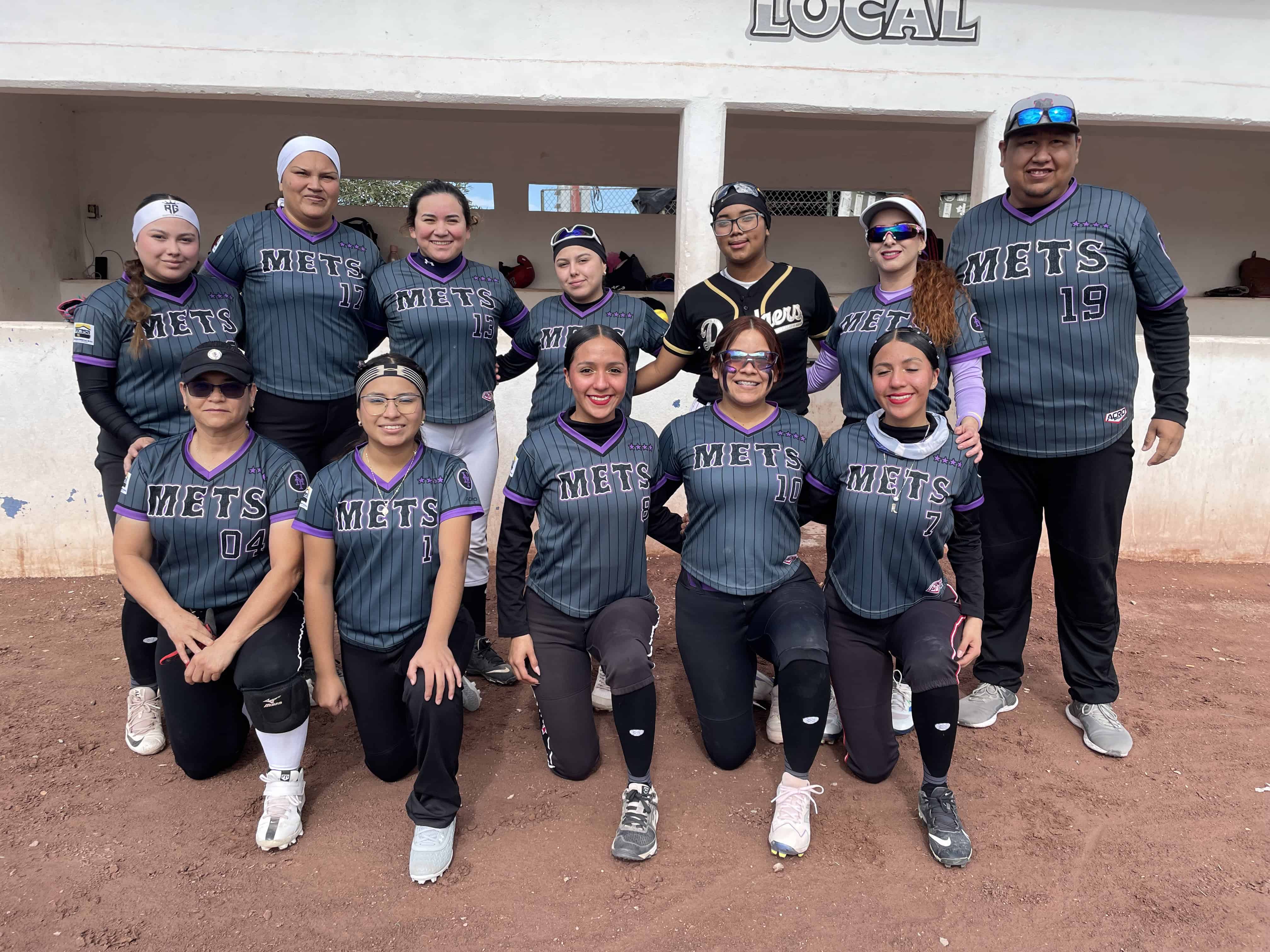 Mets vence a Diablas 14-4 en Liga Municipal de Softbol Femenil