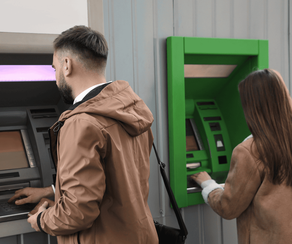 ABM pide identificación para depósitos en efectivo: ¿Qué cambios habrá?