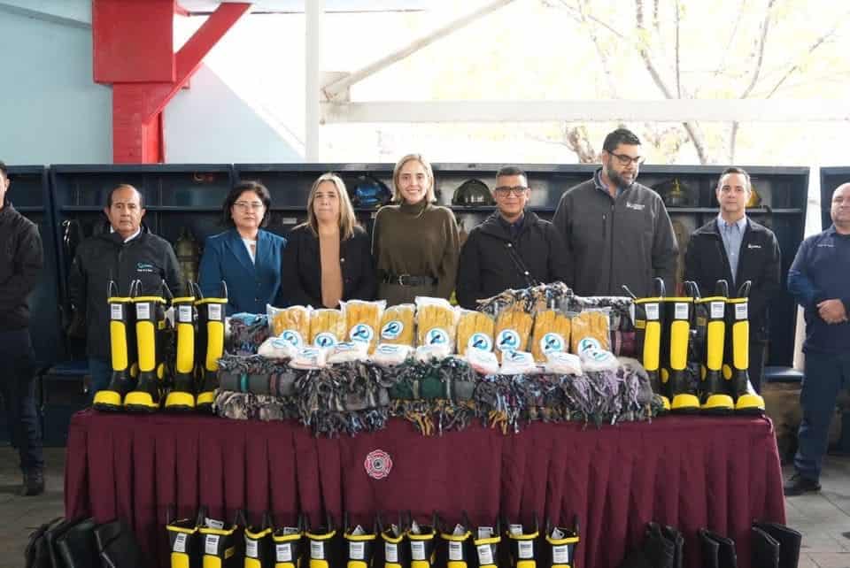 Orica México entrega equipo a bomberos de Monclova: apoyo vital