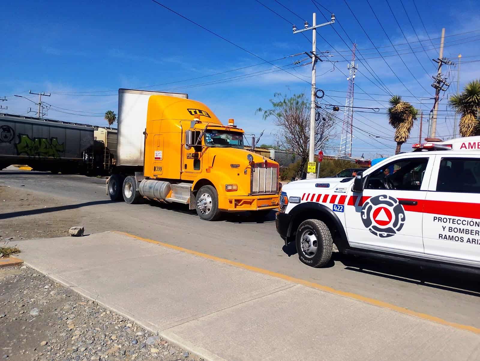 Accidente grave en carretera Los Pinos de Ramos Arizpe