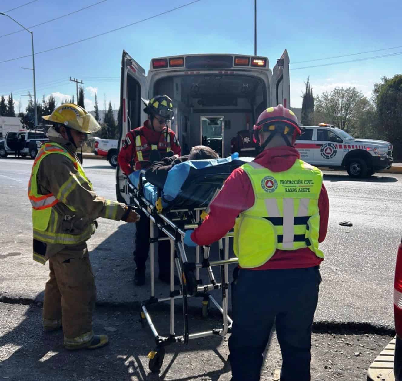 Accidente grave en carretera Los Pinos de Ramos Arizpe